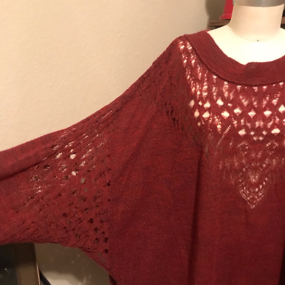 Free people sweater OPEN TO OFFERS!!!!